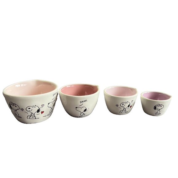 Rae Dunn x Peanut’s Snoopy Valentines Day 4 Piece Nesting Measuring Cup Set NEW - Picture 7 of 7